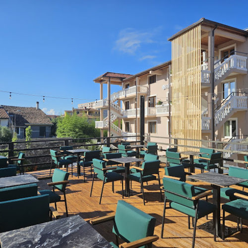 Accomodation 4 - VisitShkoder svg+xml;charset=utf - VisitShkoder