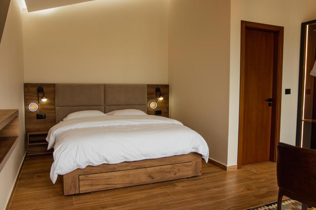 visitShkoder Villa Teverde 3 - VisitShkoder